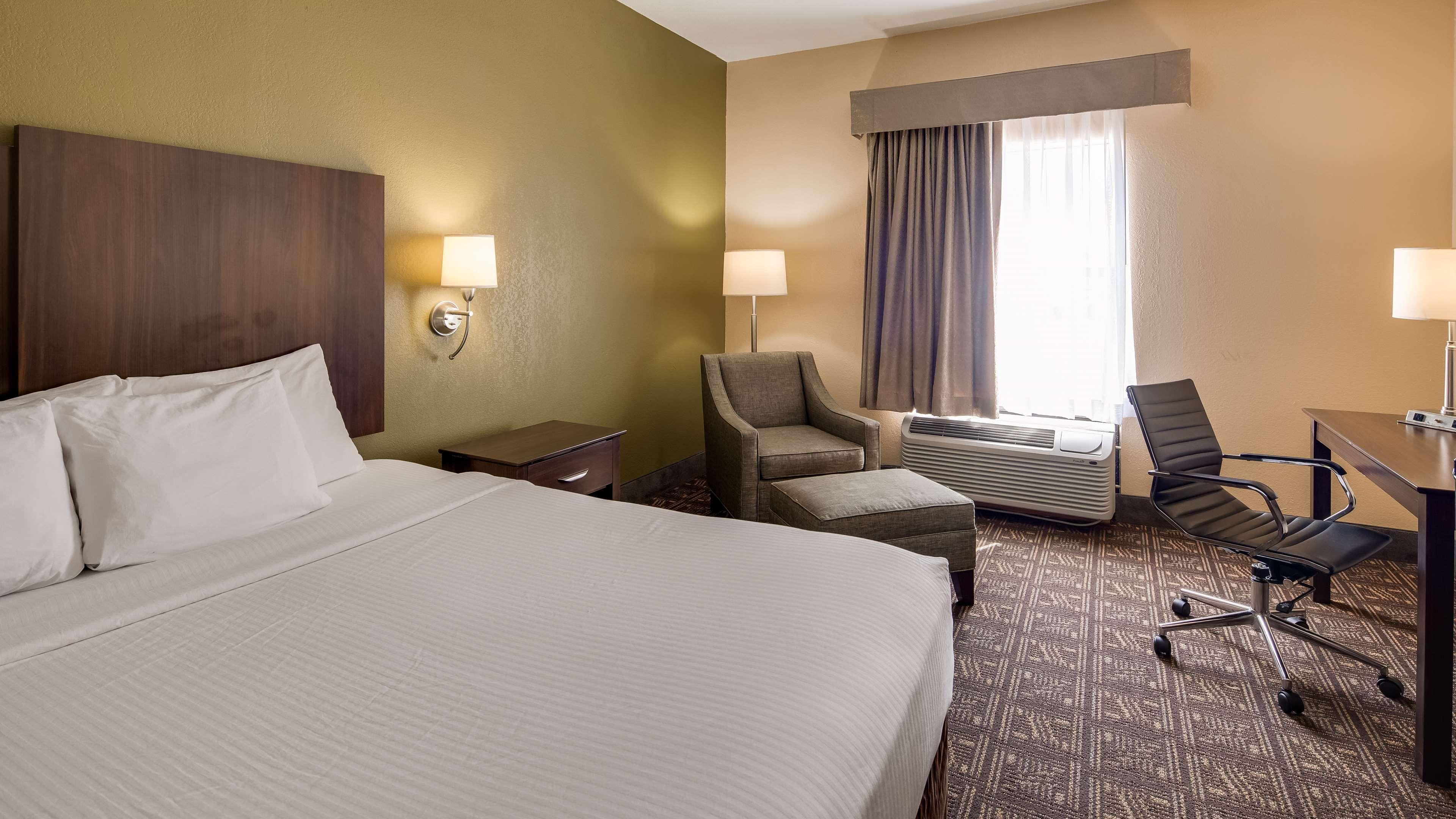 Best Western Rayne Inn Exterior foto