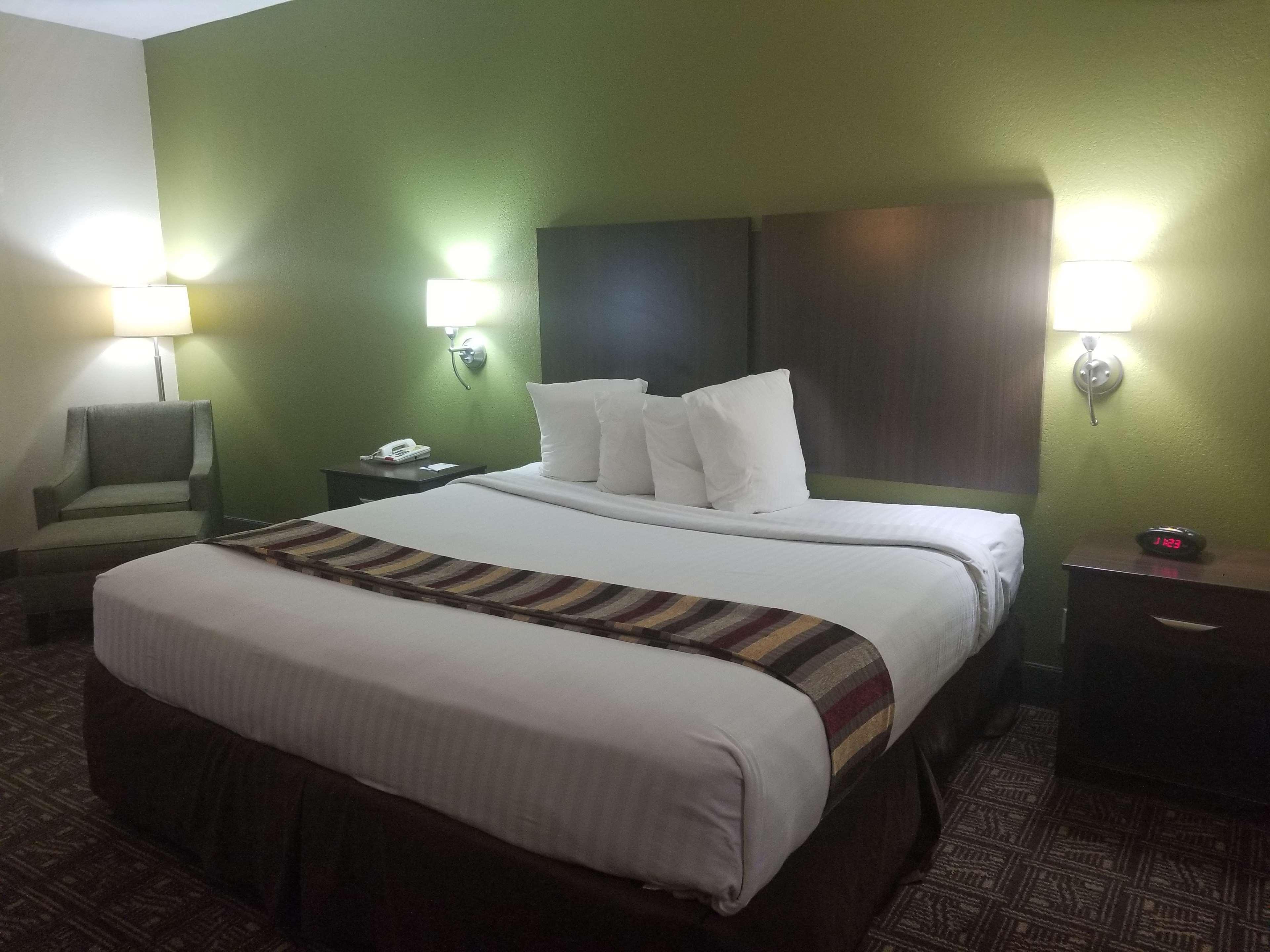 Best Western Rayne Inn Exterior foto