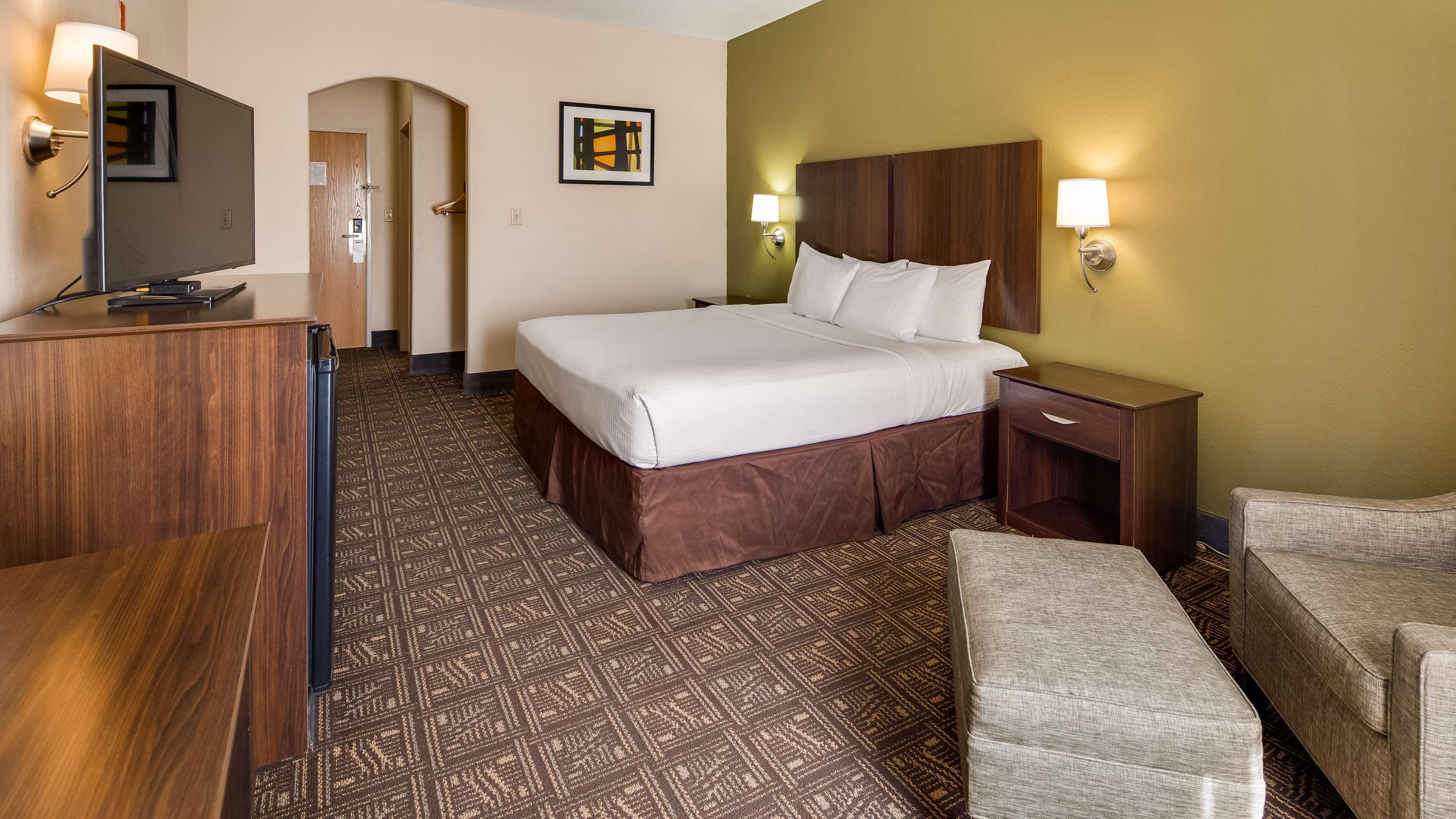Best Western Rayne Inn Exterior foto